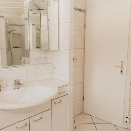 Privates Im Gruenen Apartman Ettlingen