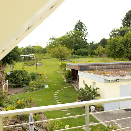 Apartment Privates Im Gruenen Ettlingen